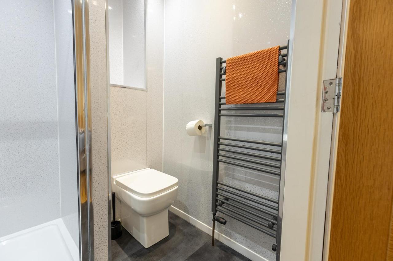 New 2 Bed With Stunning Views Of Arthur Seat Mountain Appartement *